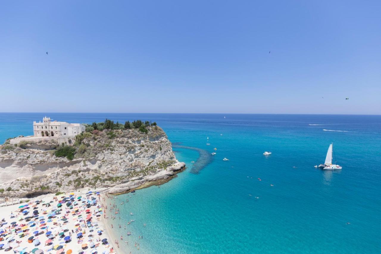 Suite Hotel L'Oasi Di Riaci (Adults Only) Santa Domenica  Exterior photo